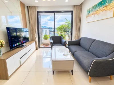 발코니가 있는 쓰리베드룸 아파트 — OlaStay Serviced Apartments Free Pool
